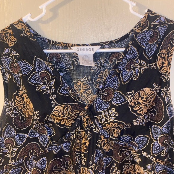 Women’s sleeveless blouse - XL - Picture 3 of 3